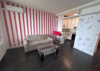 Salone - Trilocale viale dei Pepi, 91, Ospedaletti - foto 3