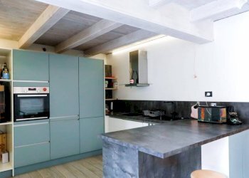 Cucina - Trilocale via Peveragno, 11, Cuneo (zona Centro) - foto 2