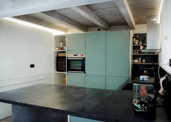 Cucina - Trilocale via Peveragno, 11, Cuneo (zona Centro) - foto 3