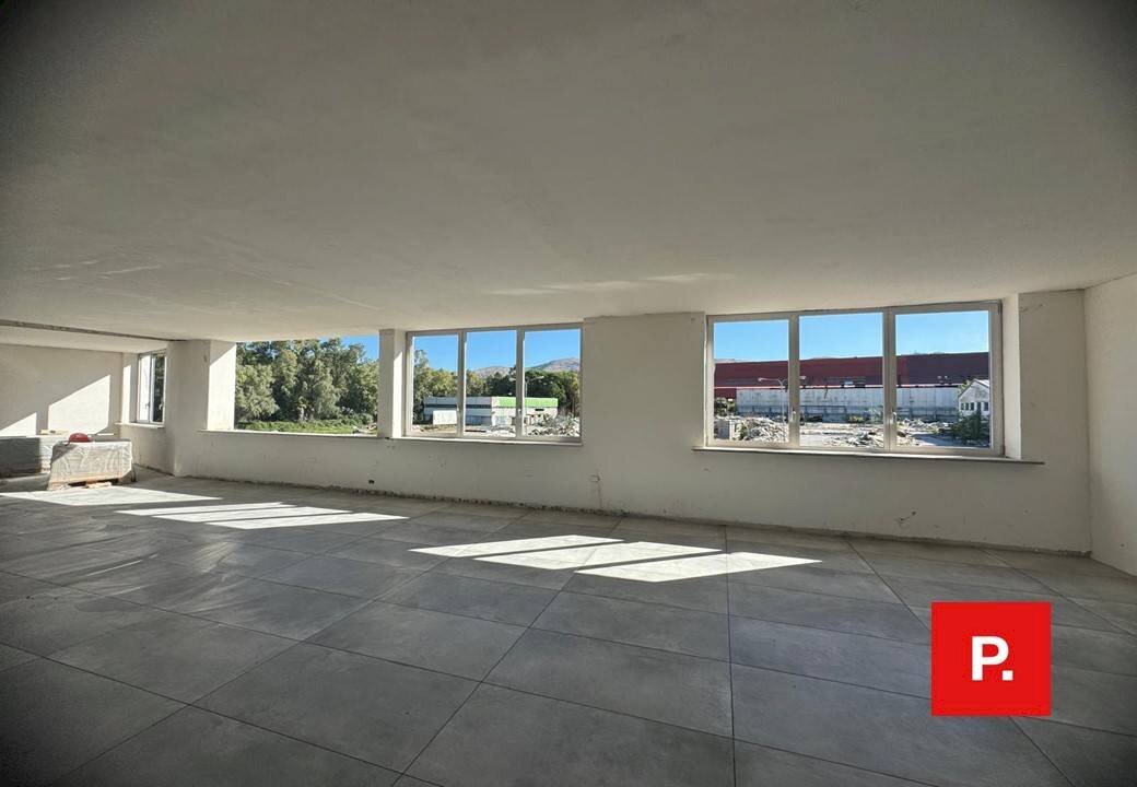 Foto 3 - Office VIA MELVIN JONES, Caserta - photo 3