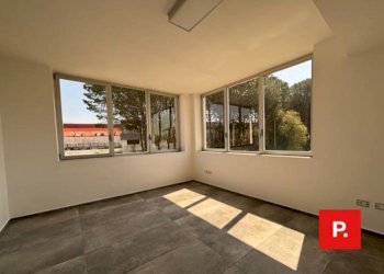 Foto 6 - Office VIA MELVIN JONES, Caserta - photo 6