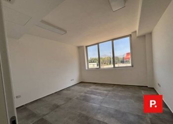 Foto 8 - Office VIA MELVIN JONES, Caserta - photo 8