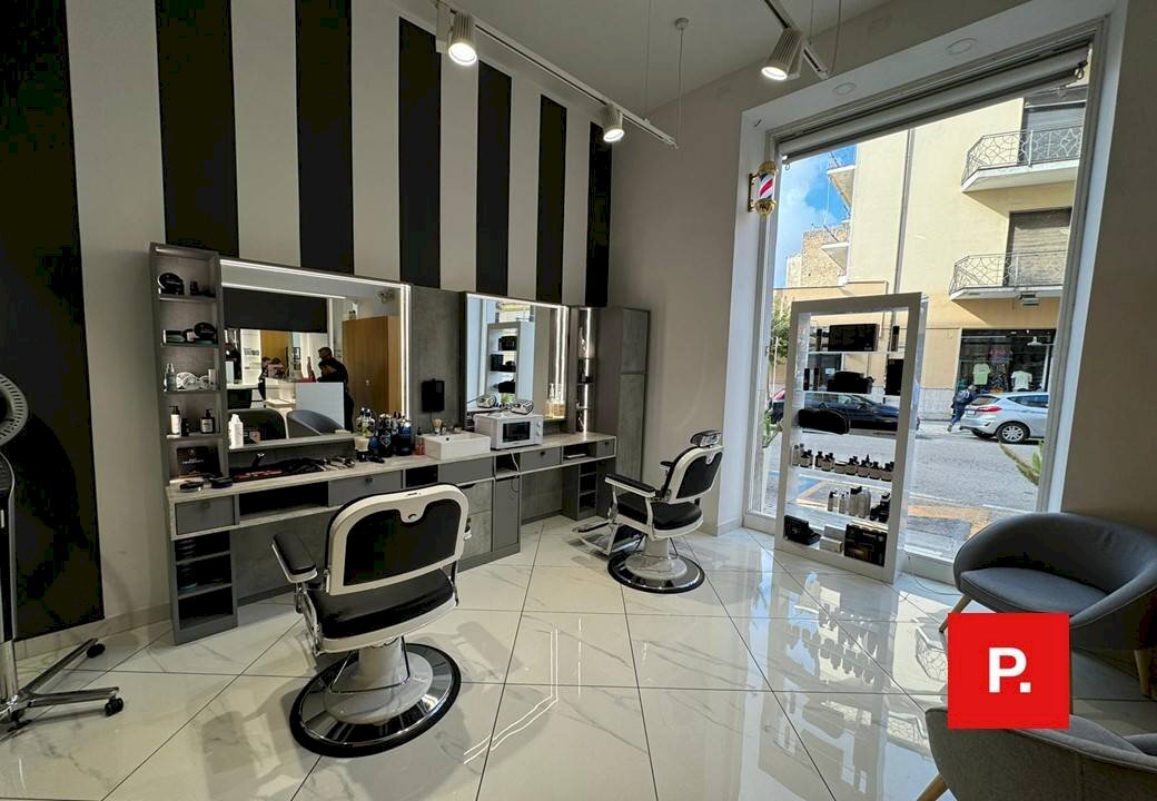 Foto 2 - Locale Commerciale via Turati
 
28, Caserta - foto 2