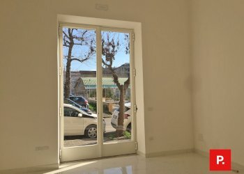 Foto 4 - Locale Commerciale piazza matteotti
 
35, Caserta - foto 4