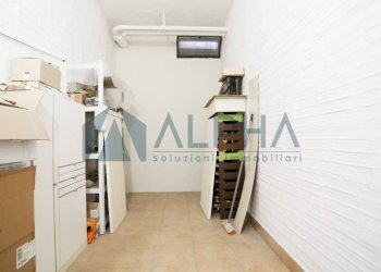 Cantina - Three-room apartment piazza del Popolo, Cesena - photo 22