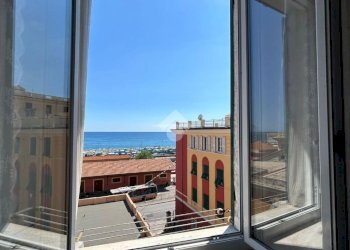 Three-room apartment Via Chiaramone, Genova (neighborhood Voltri) - photo 2