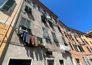 Three-room apartment Via Chiaramone, Genova (neighborhood Voltri) - photo 1