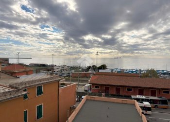 Three-room apartment Via Chiaramone, Genova (neighborhood Voltri) - photo 26