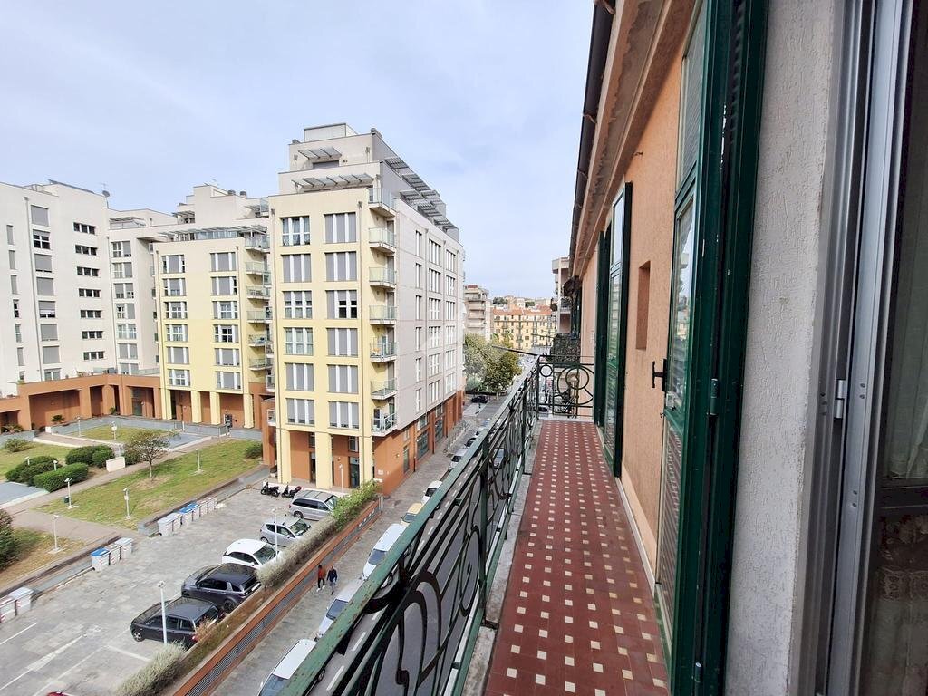 Quadrilocale Via A. Aglietto, Savona - foto 1