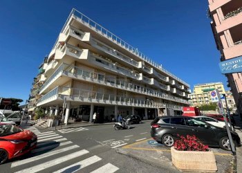 PHOTO-2025-09-29-10-17-40(4).jpg - Quadrilocale Via Martiri delle Foibe, Loano - foto 22