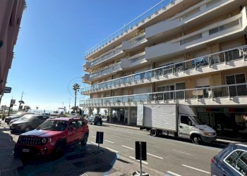 PHOTO-2025-09-29-10-17-40.jpg - Quadrilocale Via Martiri delle Foibe, Loano - foto 23