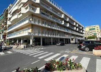 PHOTO-2025-09-29-10-17-40(6).jpg - Quadrilocale Via Martiri delle Foibe, Loano - foto 24