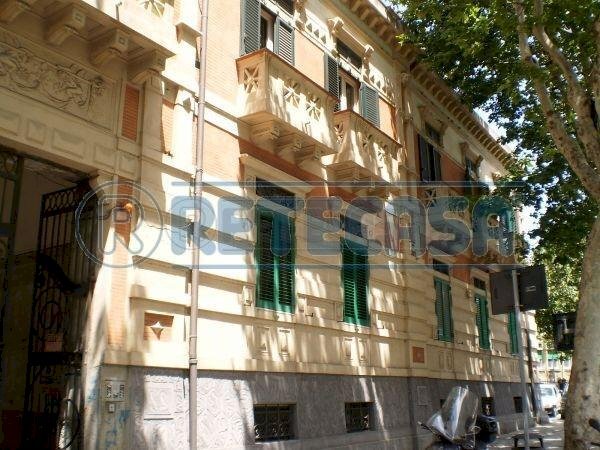 palazzo - Trilocale Via Garibaldi is 457  375, Messina - foto 1