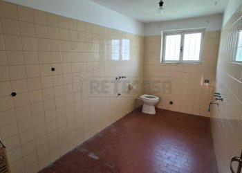 Gemini_Generated_Image_kvyudwkvyudwkvyu.png - Trilocale Via Bergamo, Castelverde - foto 6