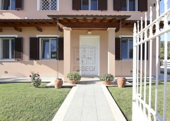 vendesi villetta con giardino privato e piscina ca - Villa Via di San Ginese, Capannori - foto 4