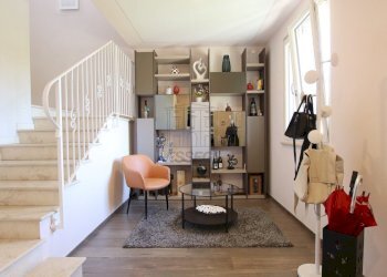 vendesi villetta con giardino privato e piscina ca - Villa Via di San Ginese, Capannori - foto 26