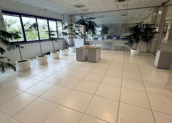 IMG-20251021-WA0024.jpg - Ufficio Via Sempione 30, Vergiate - foto 9