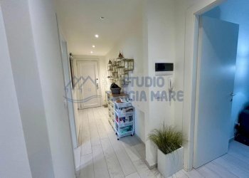 PHOTO-2025-12-01-15-41-52 copia.jpg - Bilocale Corso degli Inglesi 364, Sanremo - foto 5