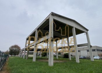 IMG_6508.JPG - Locale Commerciale Borgo Ticino - foto 4