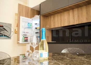 10.jpg - Trilocale Piazza Nicola Amore 2, Napoli - foto 12