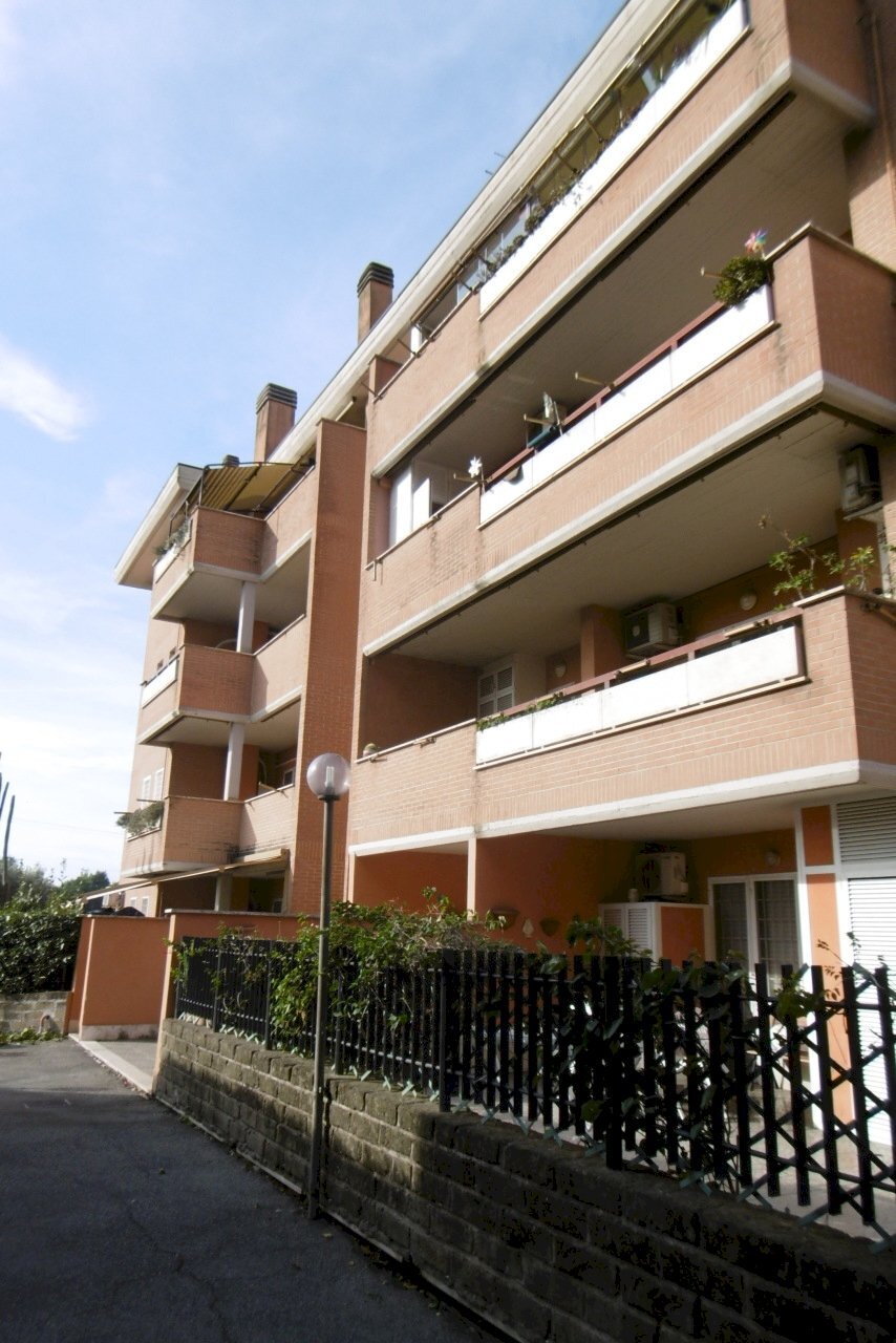 P1010001.JPG - Trilocale VIA LORENZO ALLIEVI, Roma - foto 1