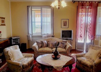 20230619_180844.jpg - Villa Strada Cinta Fossa 6a, Roccabianca - foto 19