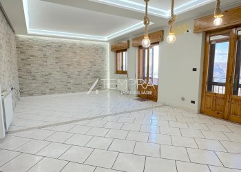 6030440942273678608.jpg - Appartamento VIA PAOLO VI, Adrano - foto 3