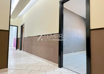 6030440942273678596.jpg - Appartamento VIA PAOLO VI, Adrano - foto 10