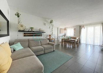 IMG_2076.JPG - Appartamento Via Giacomo  Leopardi 33, Nereto - foto 2