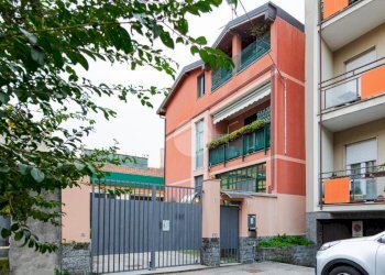 Three-room apartment Via Arona, Bollate - photo 2