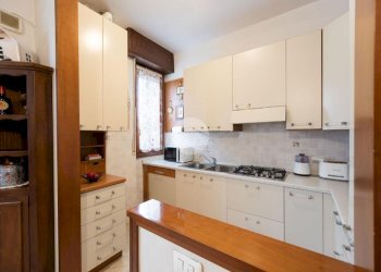 Three-room apartment Via Arona, Bollate - photo 12