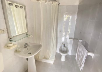 bagno - Casa semi indipendente Borgata Combavacce, s.n.c., Perosa Argentina - foto 15