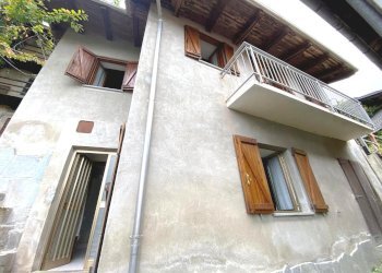 facciata - Casa semi indipendente Borgata Combavacce, s.n.c., Perosa Argentina - foto 21