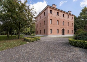 Stabile - Palazzo Strada Provinciale 109, Medolla - foto 1