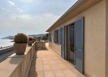 Villa Riva Ligure - foto 9