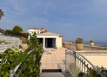 Villa Riva Ligure - foto 11