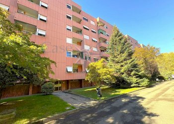 Trilocale Via Antonio Cechov, 20, Milano (zona Lampugnano) - foto 1