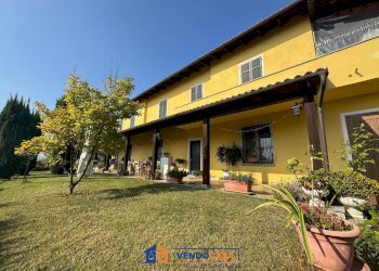 Casa indipendente Nizza Monferrato - foto 1
