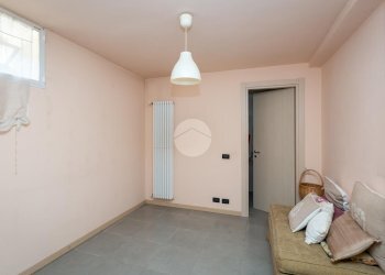 Portion of a house Via macedonia, Collegno - photo 24
