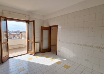 Appartamento Mondragone - foto 4