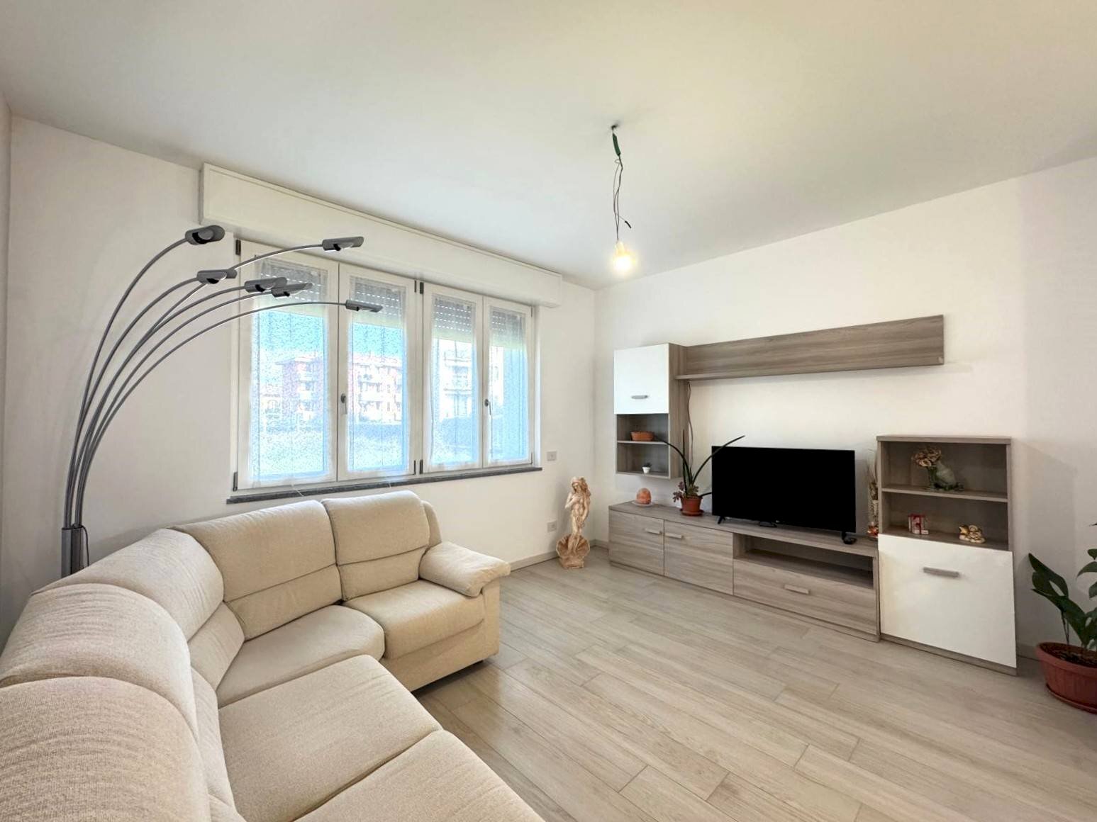 Foto 2 - Three-room apartment Via Manzoni, Malnate - photo 2