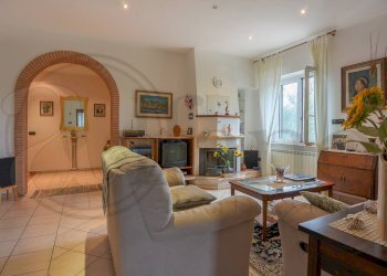 Foto 2 - Villa Via Colle La Penna
 
SNC, Maenza - foto 2