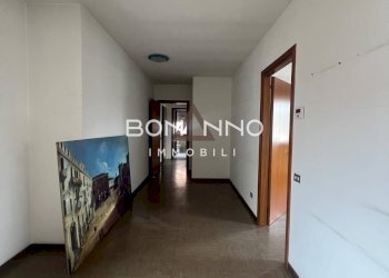 Foto 9 - Office via damini
 
20, Castelfranco Veneto - photo 9