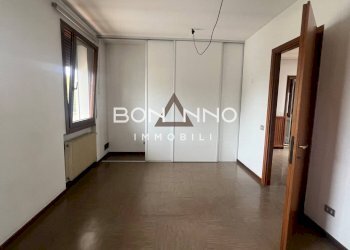 Foto 16 - Office via damini
 
20, Castelfranco Veneto - photo 16