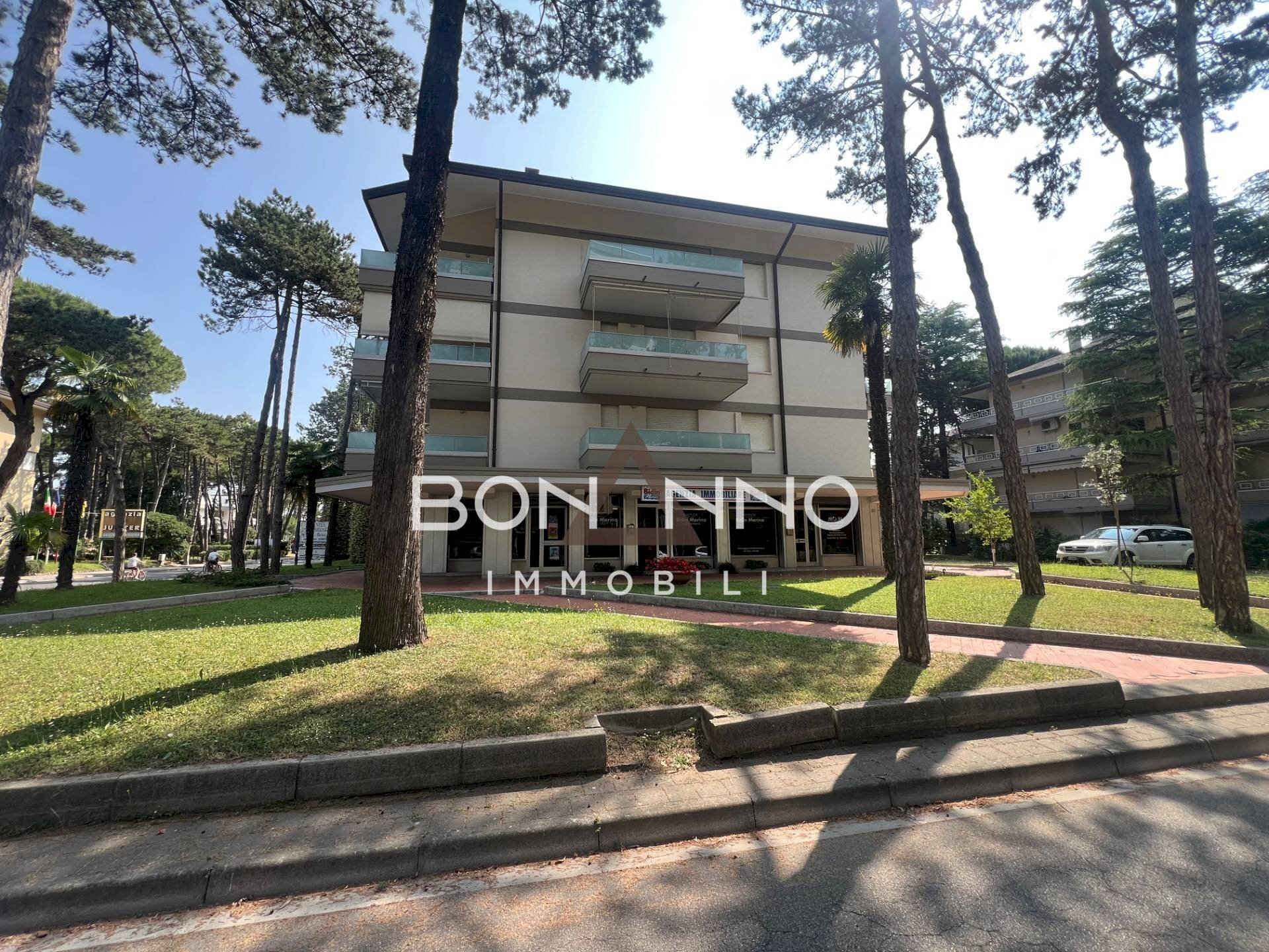 Foto 1 - Locale Commerciale VIA RAGGIO DEI CANESTREI
 
1/B, Lignano Sabbiadoro - foto 1