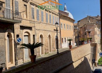 Foto 2 - Appartamento piazza Giacomo Leopardi, Loreto - foto 2