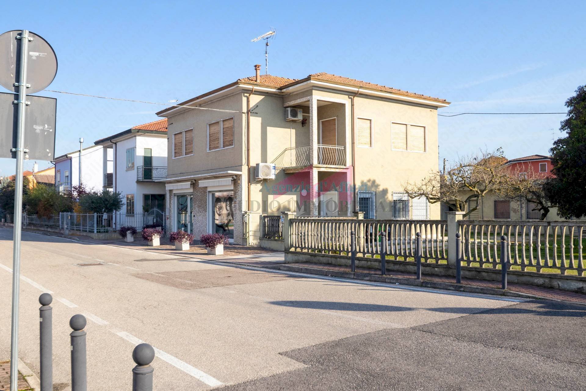 Foto 1 - Quadrilocale Via Nuova
 
19, Bergantino - foto 1