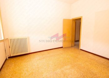 Foto 5 - Quadrilocale Via Nuova
 
19, Bergantino - foto 5