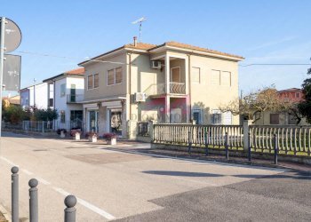 Foto 1 - Quadrilocale Via Nuova
 
19, Bergantino - foto 1