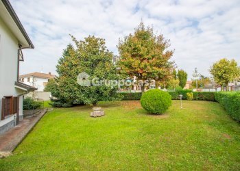 Foto 43 - Villa Via Don Oldrati
 
42, Santo Stefano Ticino - photo 43